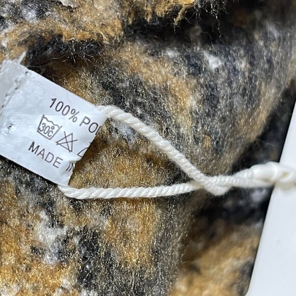 New Accent Fuzzy Scarf Animal Print Fringe Black Brown 19 X 76 - Picture 4 of 5